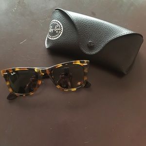 Women’s Ray-Ban Tortoise Shell Wayfarer Sunglasses
